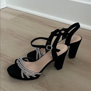 TOP Moda Black Heels with Silver Detailing